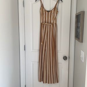 Forever 21 velvet romper. US size S